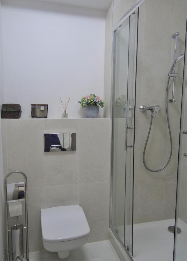 ברטיסלאבה Top Urban Apartment - Free Parking, Green Energy, Modern Style מראה חיצוני תמונה